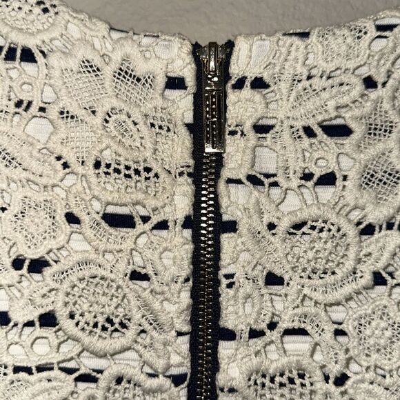 Tommy Hilfiger Sz 2 Blue and White Striped Dress Lace Nautical Coastal Spring - Picture 6 of 8